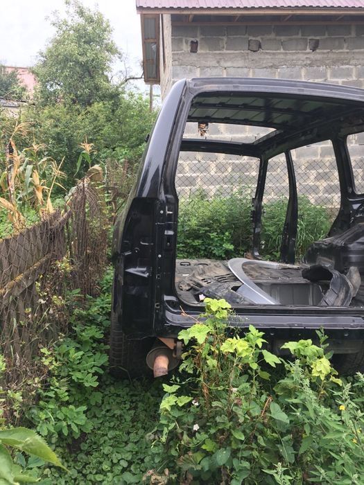 Кузов на Мітсубісі паджеро вагон Mitsubishi Pajero Wagon