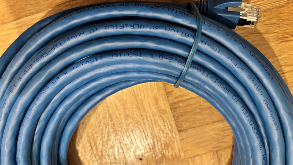 Nowy kabel sieciowy Cat6 ekranowany 15 m (50 ft), niebieski