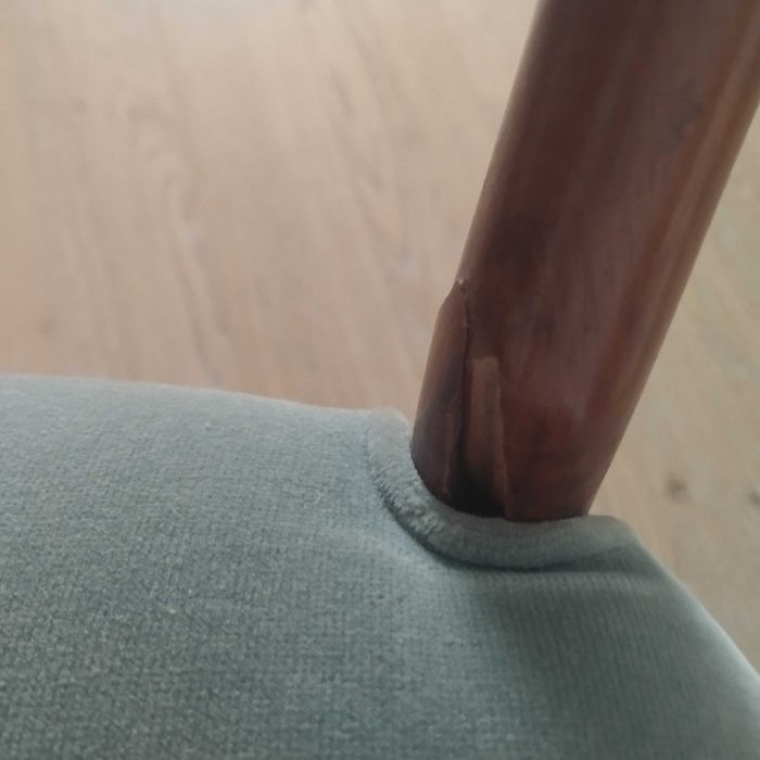 Cadeira Antiga em Madeira para Restauro / Projeto DIY