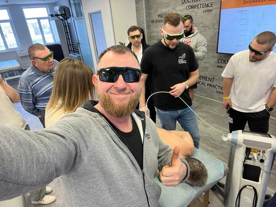 Масаж та мануальна терапія в Києві — реабілітація та лікування болю.