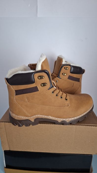 Buty nowe męskie ciepłe na zimę rozmiar 42