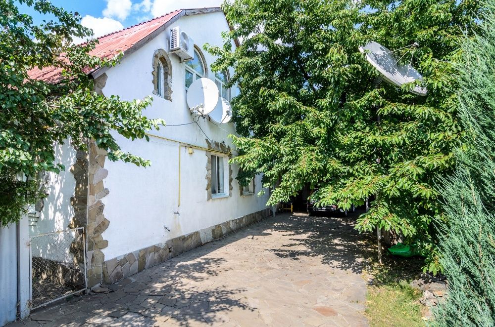 Будинок для великої родини