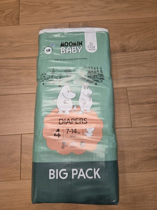 Pampers, moomin baby, huggies