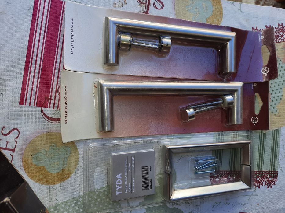 Selling Various Items466525684236953600