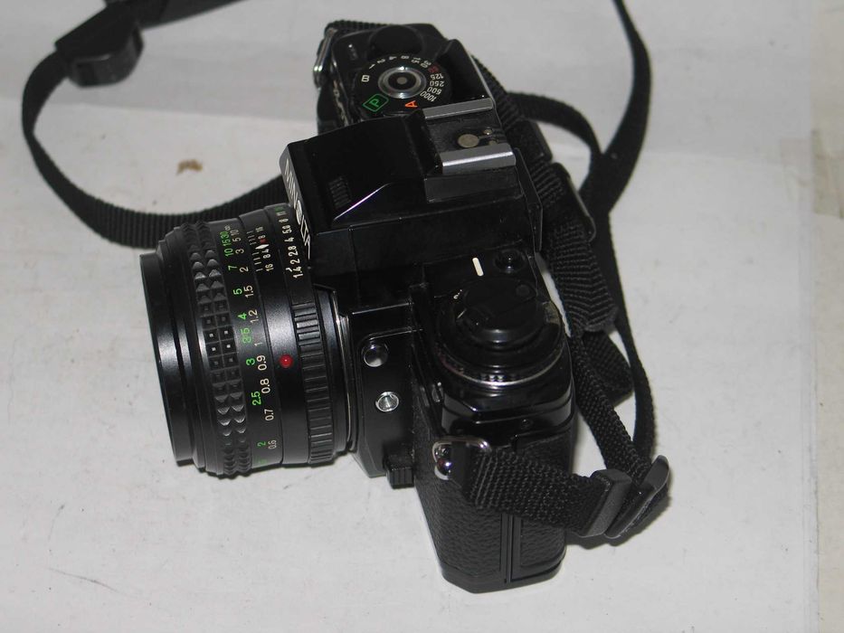 Minolta X-700 + ob. Minolta 50/1,4
