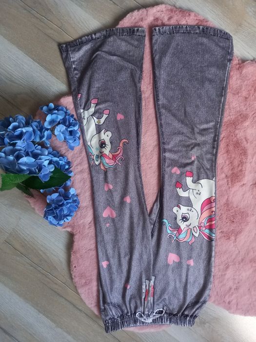 Legginsy getry spodnie dzwony szerokie jednorożce konie 9-10 lat 134-1