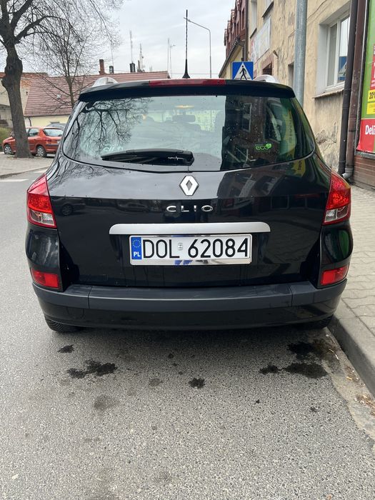 Renualt Clio- Super stan