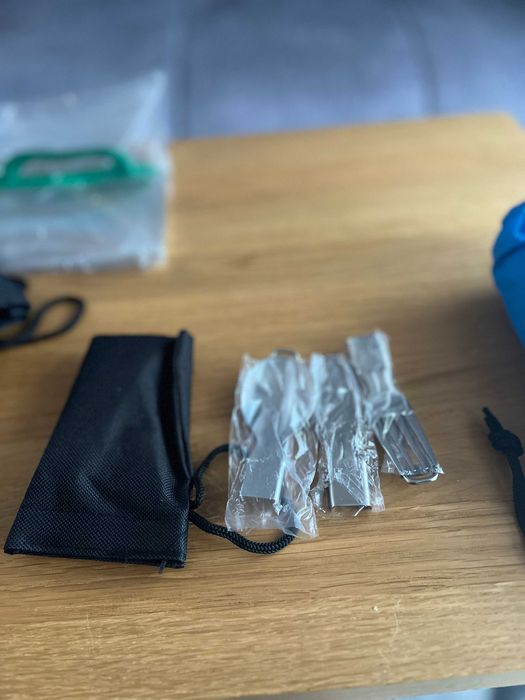 Zestaw kempingowy Odoland 29-elementowy | Garnki, czajnik, sztućce