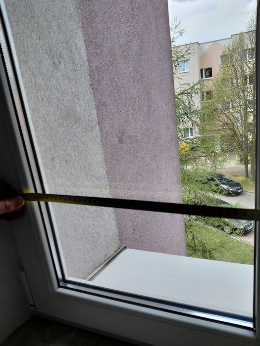 Oferuję używane rolety okienne