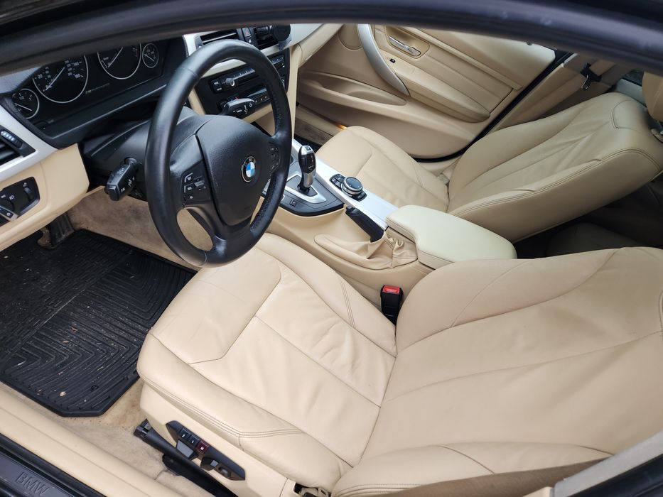BMW 320i Xdrive 2014 рік