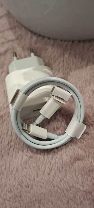 Ładowarka do Iphone moc 20W + przewód 1m