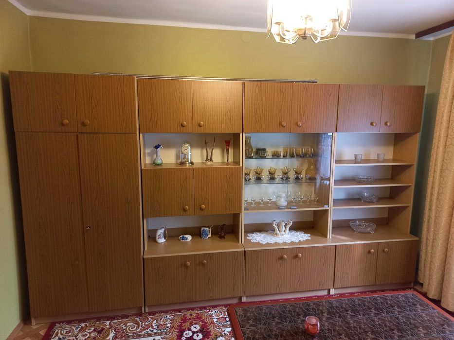 Meblościanka PRL stan dobry.