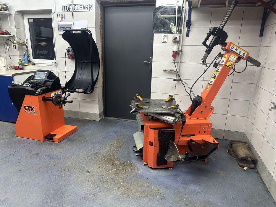 Wyważarka do kół CTXB-101B +  montażownica do opon CTXC-202 zbijak 3T