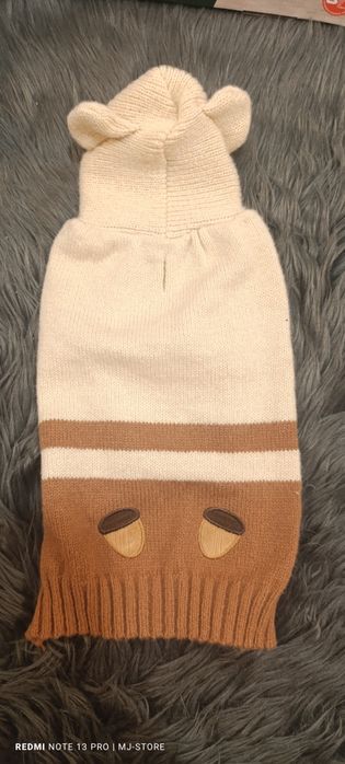 Sweterek z kapturem dla psa