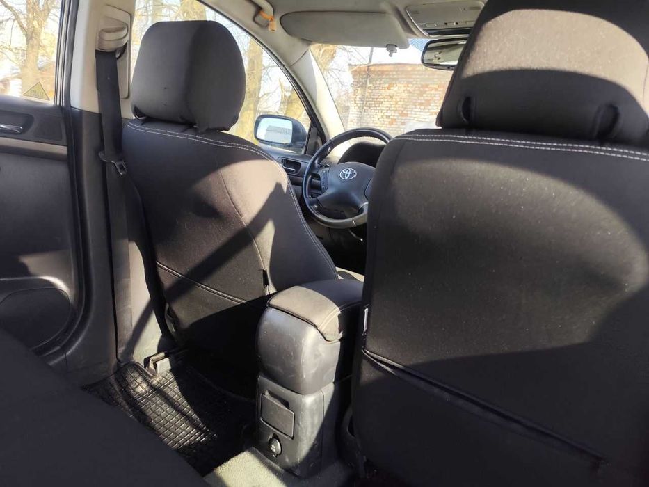 Toyota Avensis t25 2.0 d4d