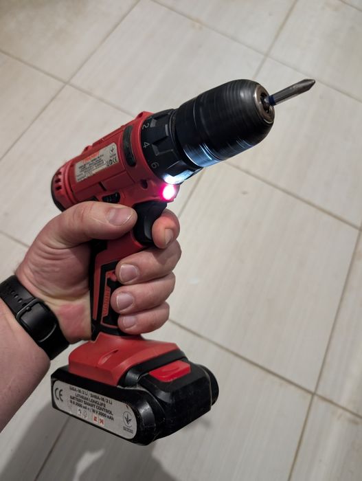 Продам шуруповерт Гранит