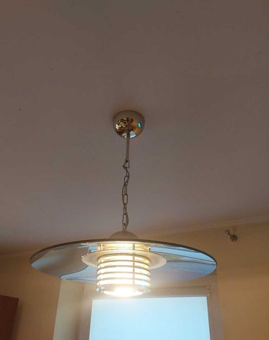 Lampa wisząca szklana przyciemniana okrągła
