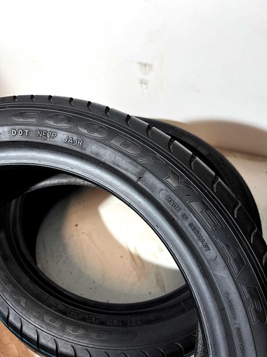 Pneus Goodyear Efficient Grip - 205/50/17 - Como NOVOS