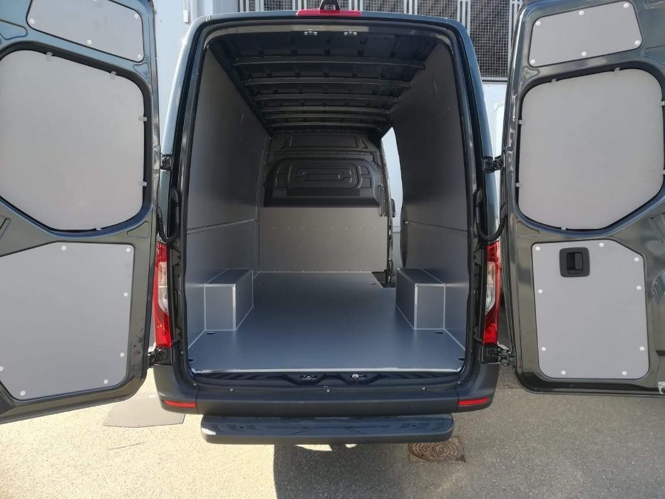 Mercedes Sprinter L3H2 Profesjonalne zabudowy samochodów dostawczych