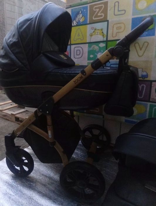 Продам дитячу коляску 2 блока Miobaby  повний комплект.