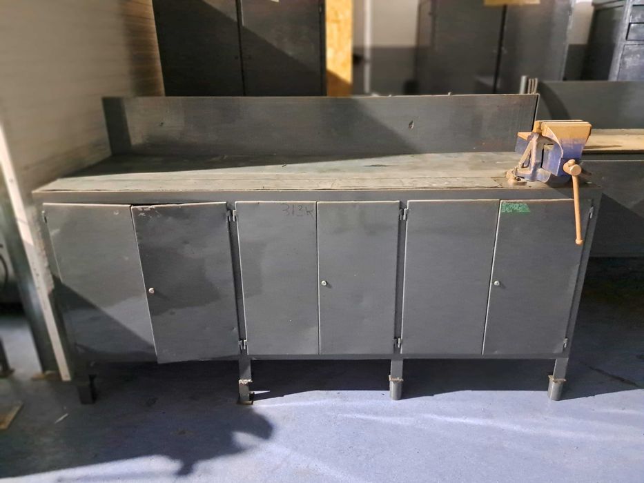 Bancada de trabalho com torno #G289