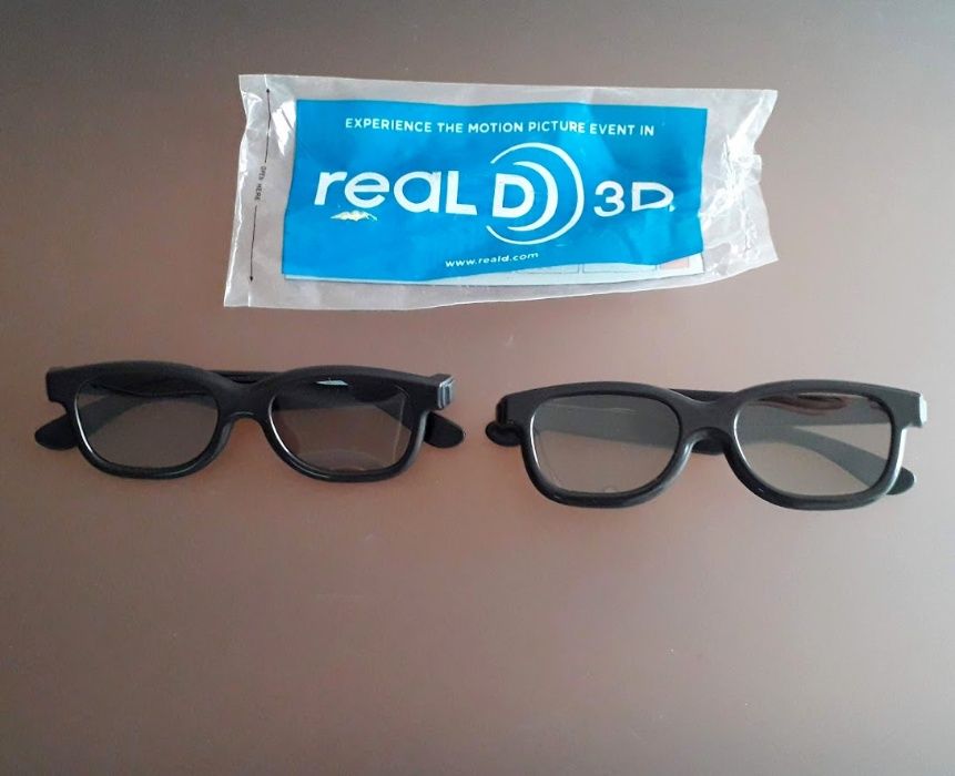 2 pairs of new 3D glasses64298645322625121