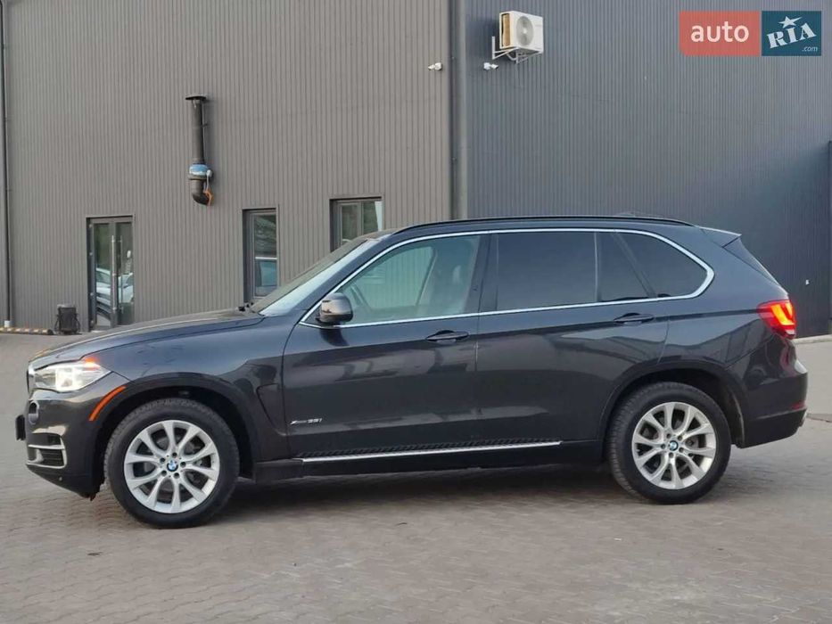 Автомобіль BMW X5 2016