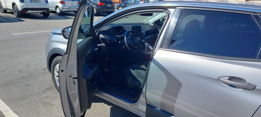 Peugeot 3008 II 1.6 BlueHDi 120 Allure – 2018