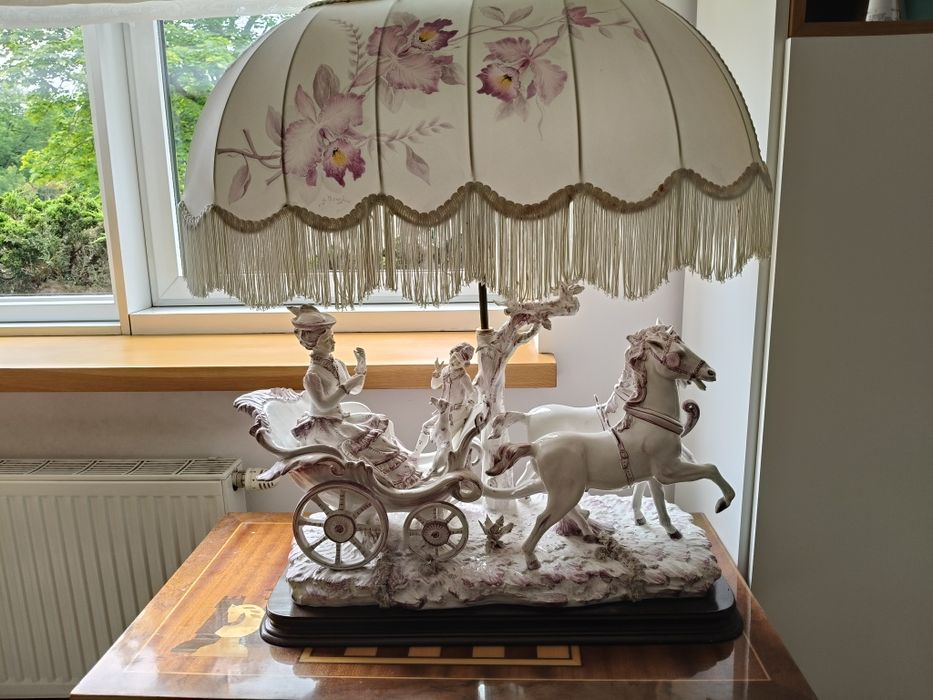 Lampa kareta konie Włochy