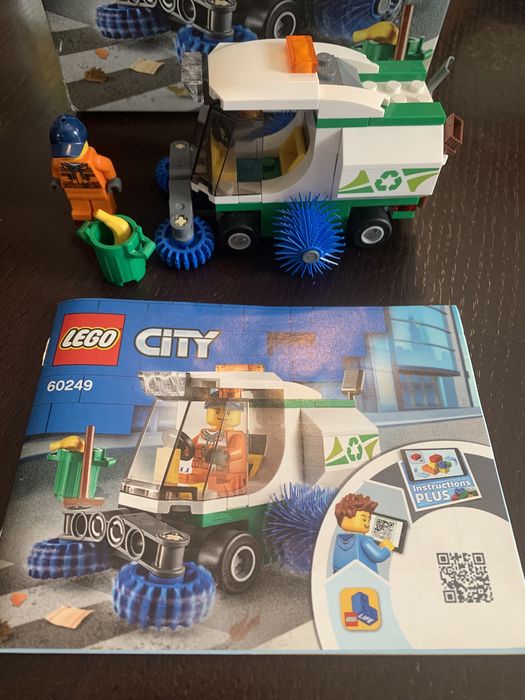 Klocki Lego zamiatarka 60249