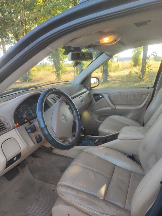 Mercedes-Benz Mercedes-Benz M-Class