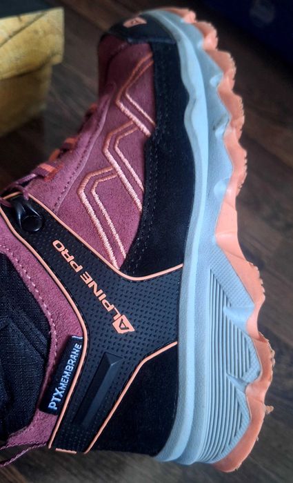 Buty trekingowe dziewczęce zimowe Alpine Pro 33