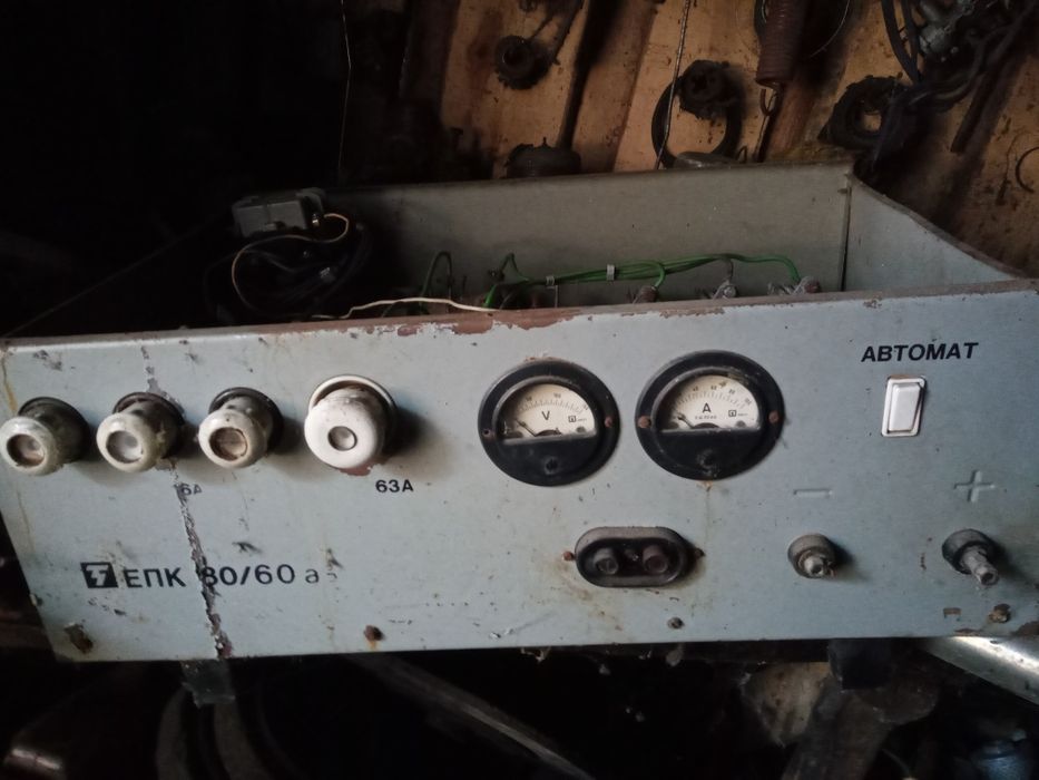 вилочний навантажувач ЕВ 717 виробництва Болгарія