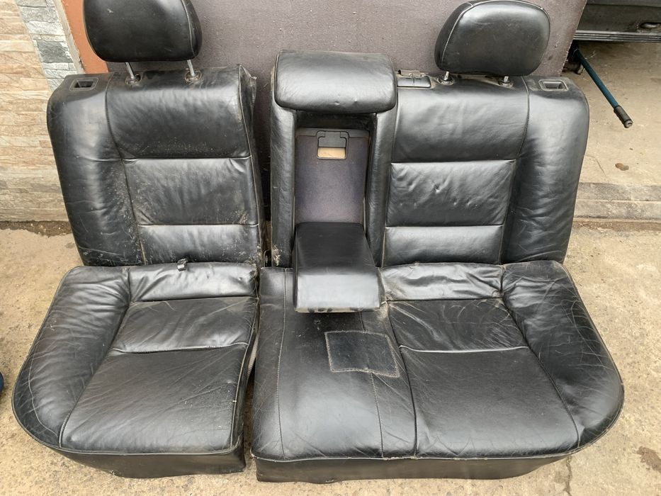 Продам сидіння шкірянні е 30