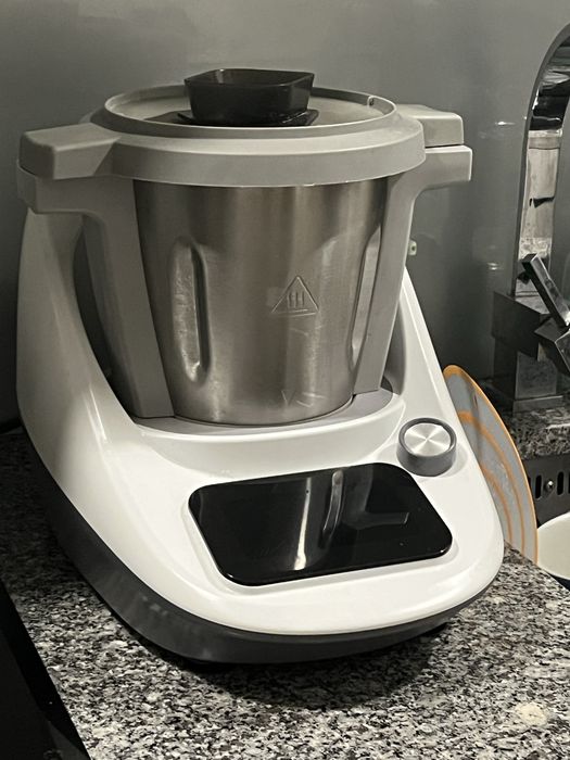 Robot de Cozinha Multifunções - Como novo