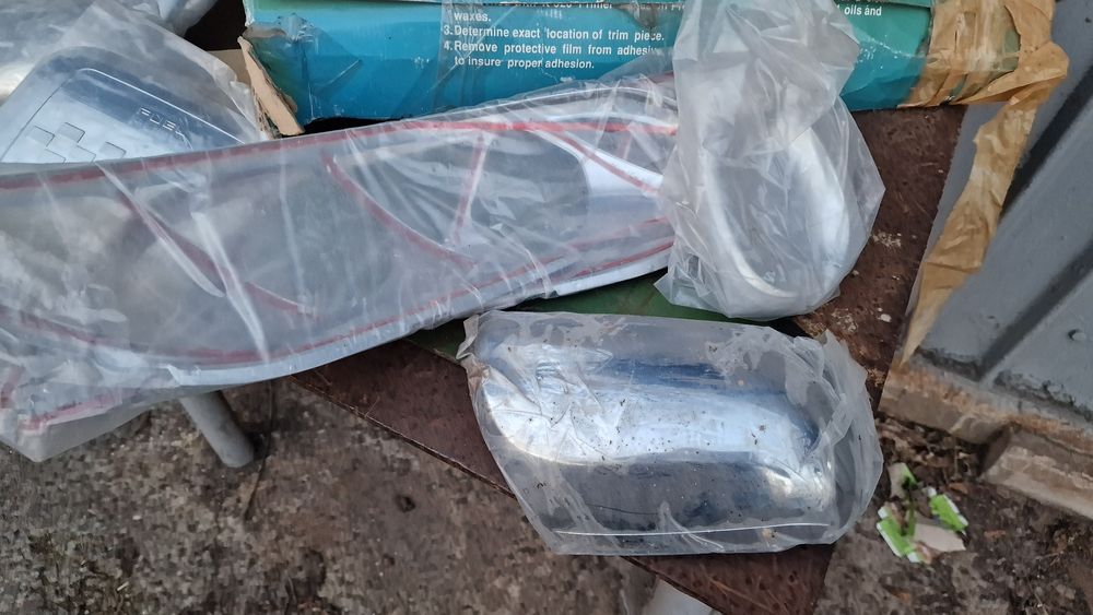 Накладки нержавейки на все элементы toyota camry 40