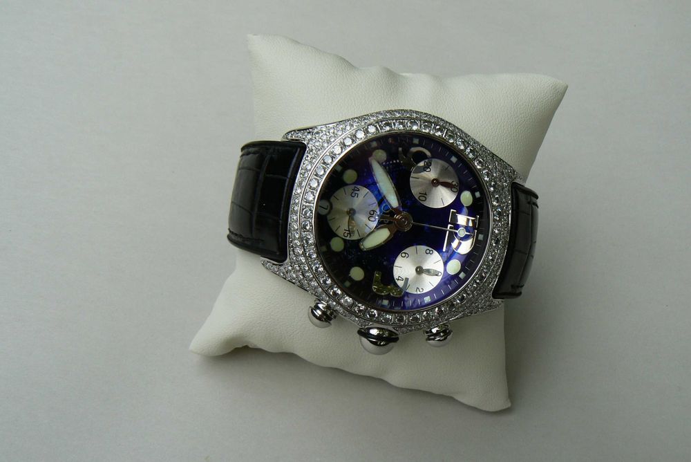Corum Bubble Chronograph XL 45mm diamenty brylanty spinki graham ebel