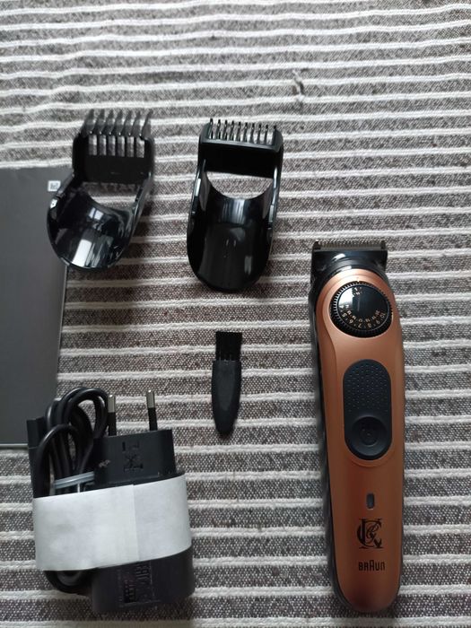 Máquina de Barbear King C. Beard Trimmer Pro + Pentes GILLETTE