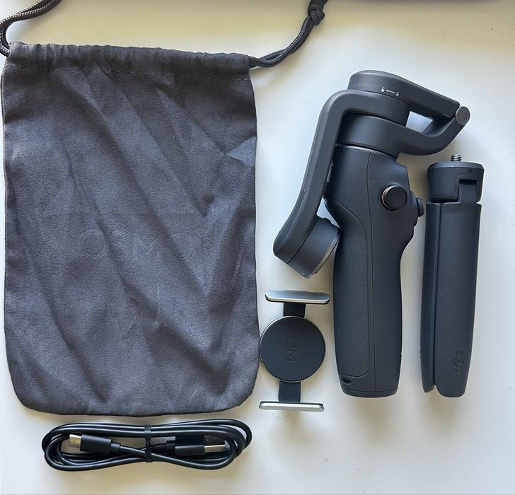 DJI Osmo Mobile 6 (Como Novo) + SEGURO DJI Care Refresh Ativo 2 Anos!