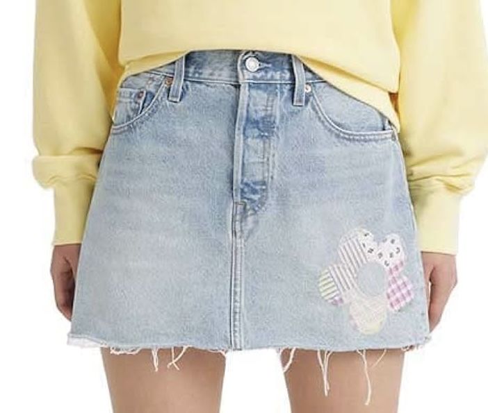 Продам джинсовую юбку Levis, р. 27, 28.