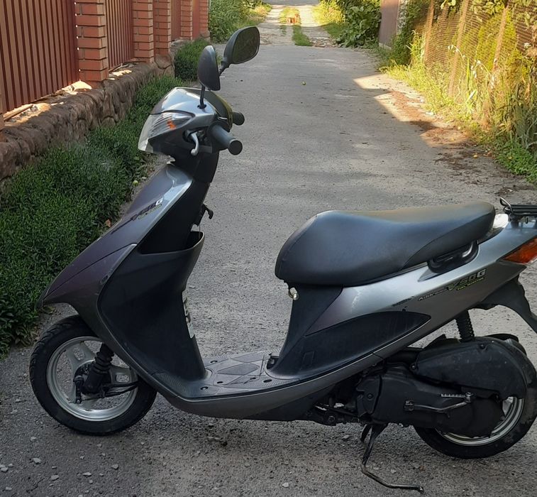 Suzuki address V50G