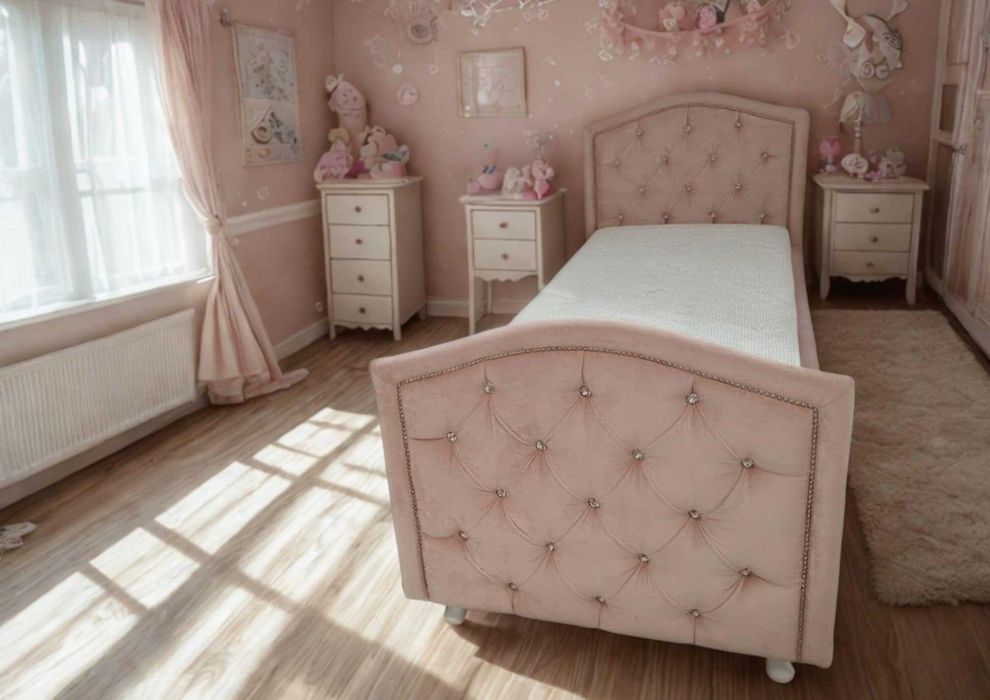 Łóżko sypialniane glamour