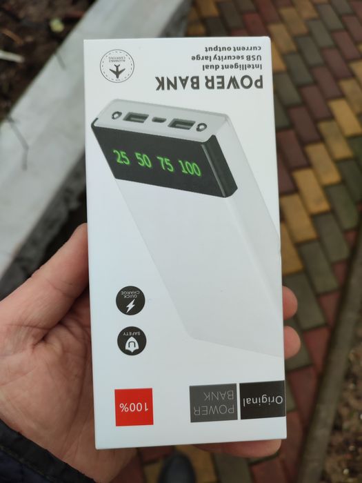Poverbak, повербанк новий 20000 міліампер.