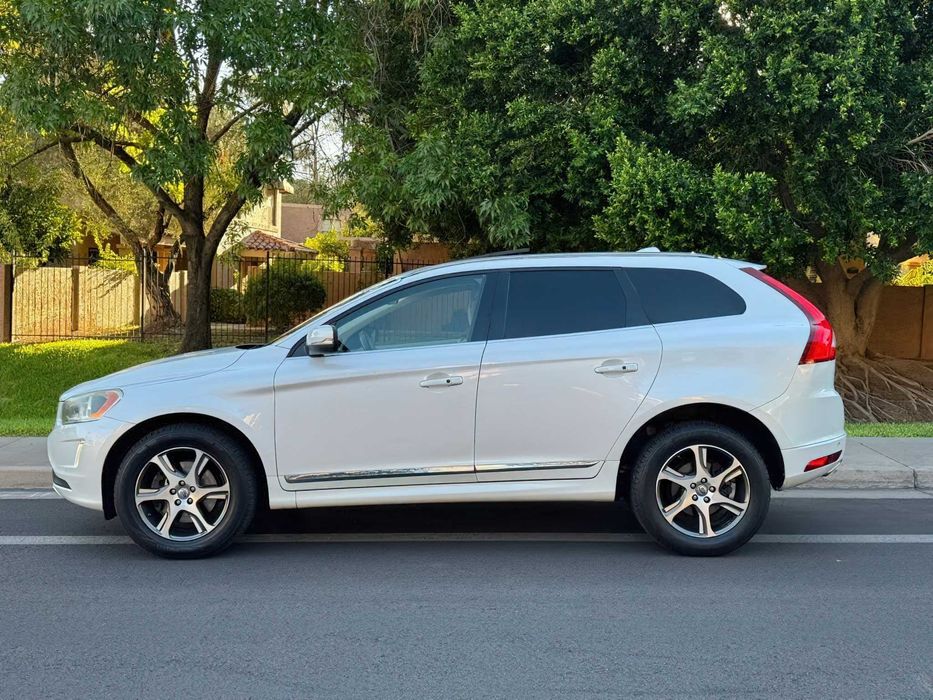 Volvo Xc60      2015