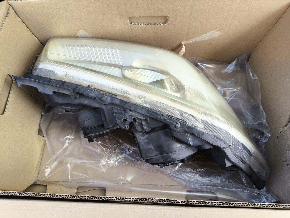 Farol Valeo Original - Megane II (2007) (x2)