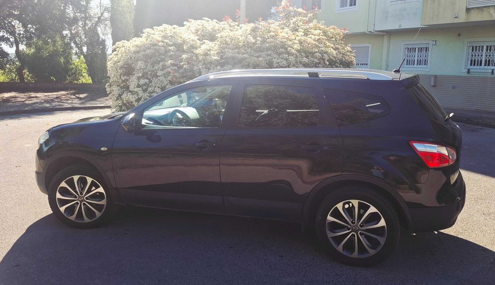 Particular. SUV Nissan Qashqai +2 Preto 1.5 DCI Tekna, Diesel