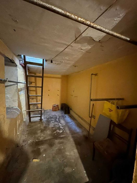 Трикімнатна квартира в районі парку Шевченка