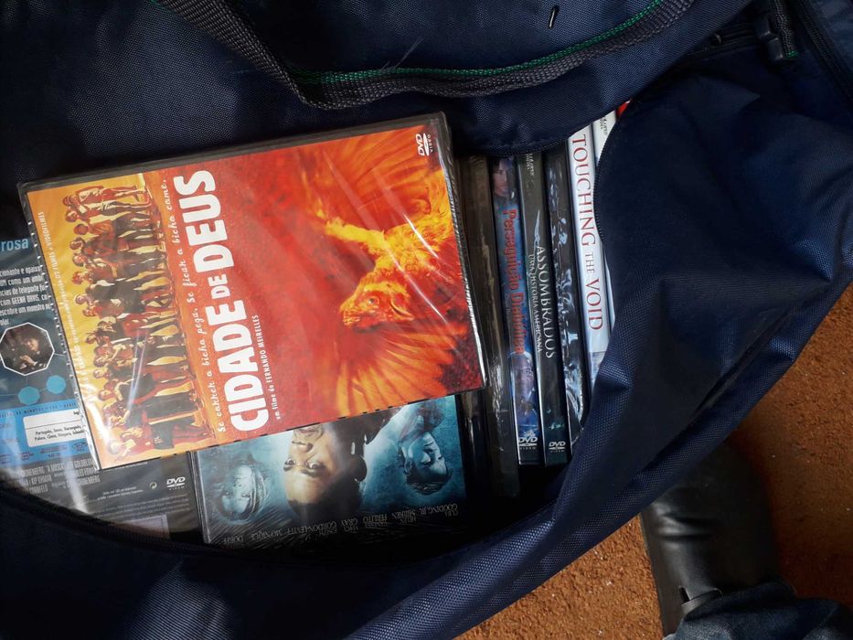 Lote de cds,dvd,VHS novos