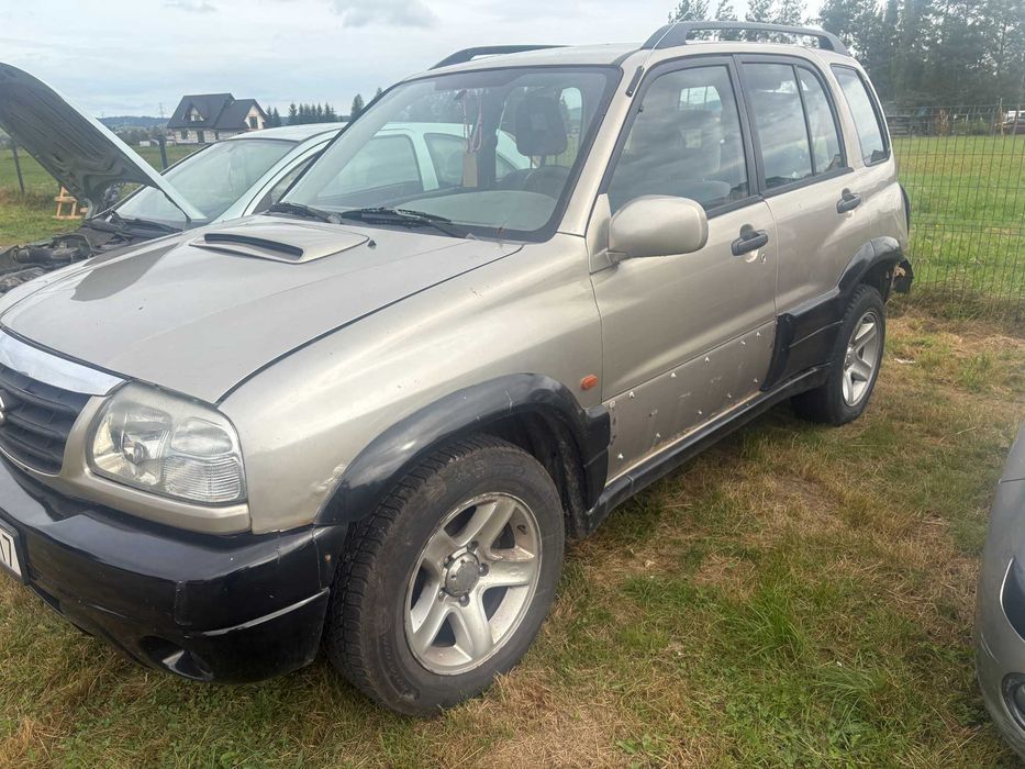Sprzedam na części Suzuki Grand Vitare