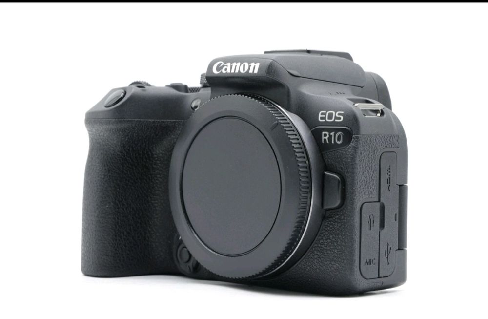 Body Canon EOS R10
